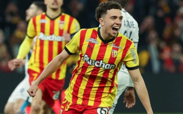 武汉股票配资开户 法媒: 朗斯中场埃纳奥伊受多家俱乐部关注, 罗马已对球员提出报价